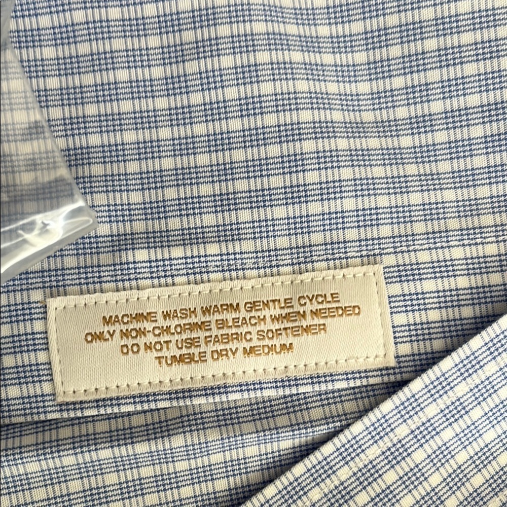 Roundtree & Yorke Blue Dress Shirt - Picture 10 of 10